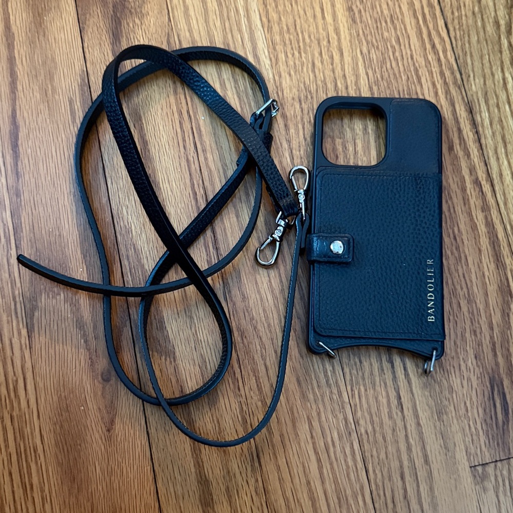 Bandolier pebble Black iPhone13 Case with Strap